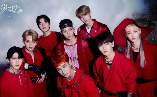 Straykids(スキズ)のファンクラブはFCとmobileどっちがいい？違いは？